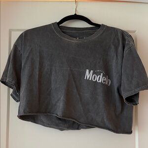 Modelo Charcoal Crop Top